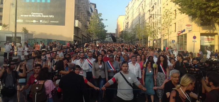 Η Ζωή από τη Μασσαλία: “Οι πολίτες όλης της Ευρώπης να ενωθούν εναντίον των δανειστών και να υπερασπισθούν τη Δημοκρατία”